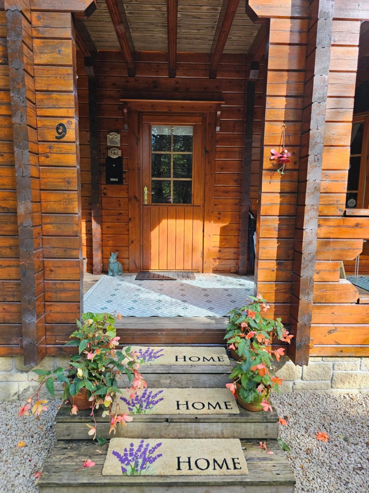 Forest Lodge Log Cabin - Ireland バリーコネル エクステリア 写真